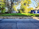 617 Walnut Street - Photo 2