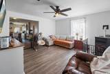 18575 680 W - Photo 12