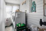 18575 680 W - Photo 3