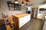 5867 900 W - Photo 17