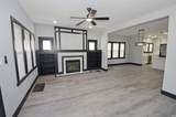 2115 Thompson Street - Photo 2