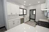 2115 Thompson Street - Photo 5