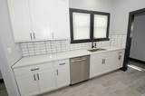 2115 Thompson Street - Photo 7