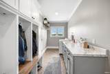 629 Perry Lane - Photo 19