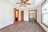 404 Hawthorn Drive - Photo 7