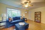 1005 Maxwell Lane - Photo 11