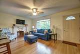 1005 Maxwell Lane - Photo 9