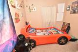 607 Howard Street - Photo 32