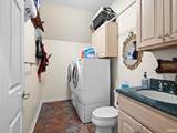 10638 Lantern Bay Cove - Photo 16