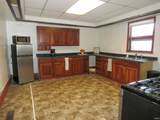 207 Lincoln Street - Photo 4