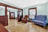 208 Walnut Street - Photo 5