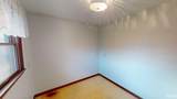 1138 Hochgesang Avenue - Photo 20