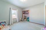 320 Walnut Street - Photo 13