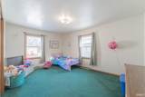 320 Walnut Street - Photo 14