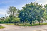 602 Angela Boulevard - Photo 2