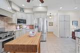 864 Commodores Circle - Photo 11