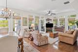 864 Commodores Circle - Photo 14