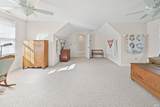 864 Commodores Circle - Photo 26