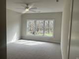 411 Illinois Street - Photo 10