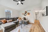 1123 Bissell Street - Photo 4