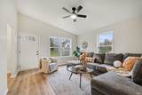 1123 Bissell Street - Photo 5