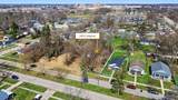 1425 Campeau Street - Photo 3