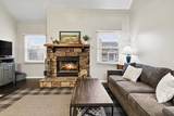 1527 Oakhill Drive - Photo 7
