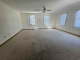 302 Lewis Lane - Photo 5