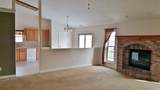 1409 Shining Armor Lane - Photo 22