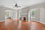 625 Robinson Street - Photo 8