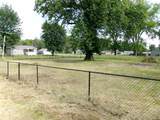 76 Se O Street - Photo 1