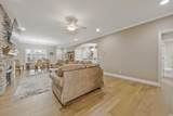 9354 Oak Point - Photo 10