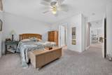 800 Walnut Ridge W - Photo 11