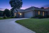 800 Walnut Ridge W - Photo 2