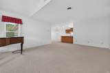820 Walnut Ridge West - Photo 4