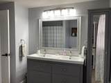 5896 300 W - Photo 18