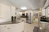 570 Golden Place - Photo 15