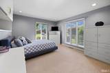570 Golden Place - Photo 18