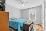 888 Sherwood Hills Drive - Photo 17