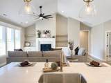 429 Carlton Drive - Photo 4