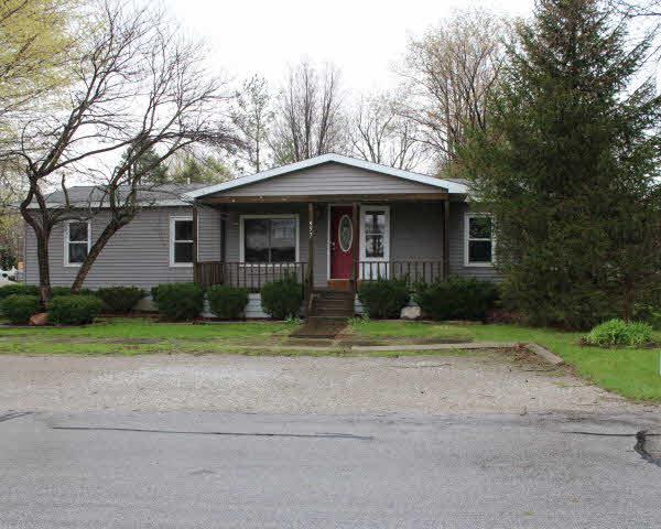 457 Monroe - Photo 1