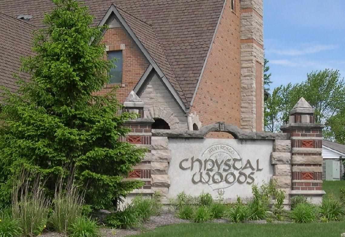 2546 Chrystal Woods Drive - Photo 1