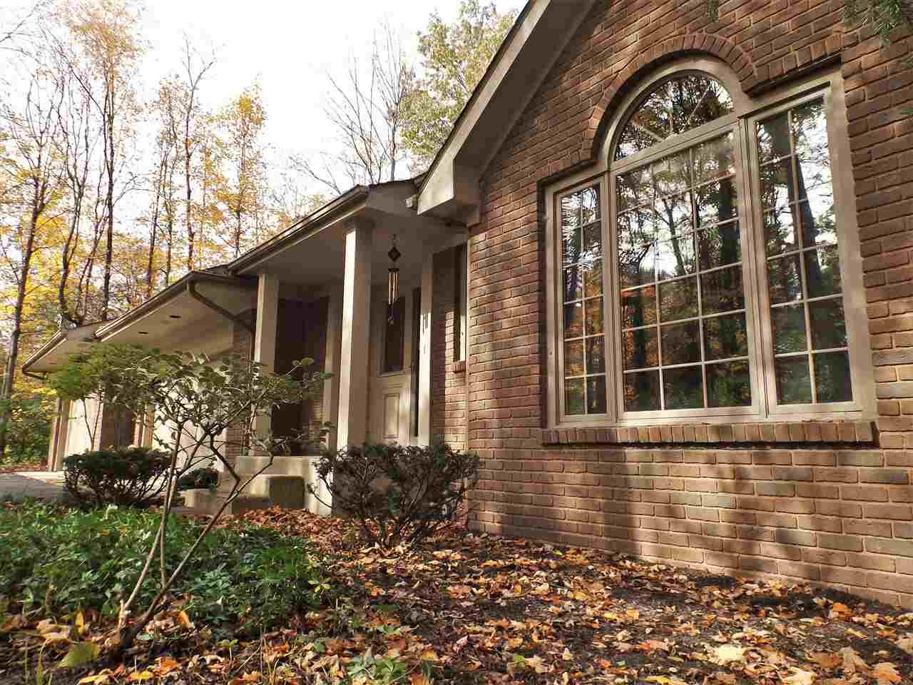 2333 Foxchase Run - Photo 1