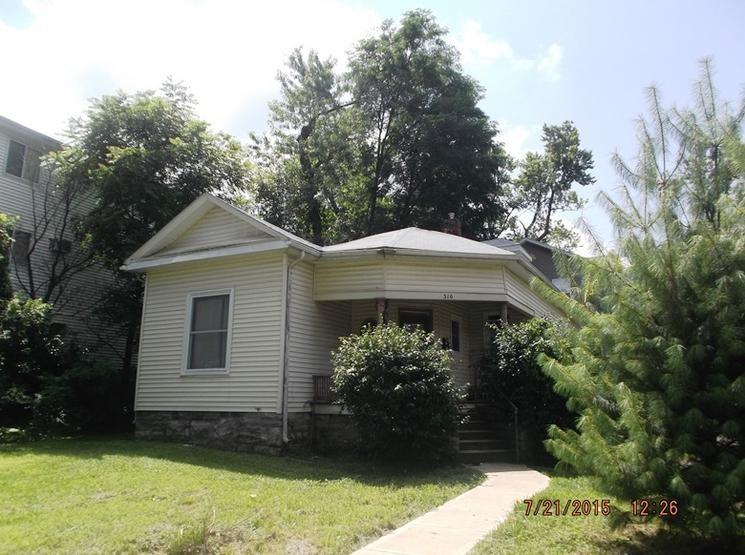 310 2nd Street - Photo 1