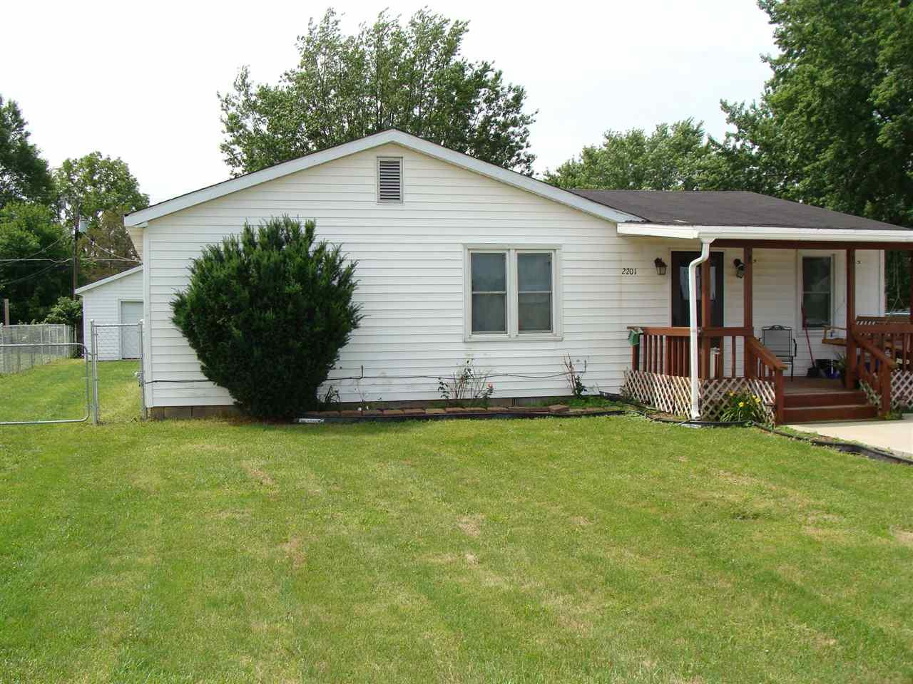 2201 Wabash Avenue - Photo 1