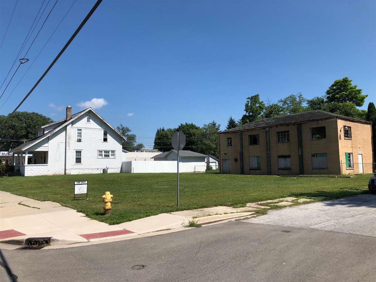 215 38th Street - Photo 1