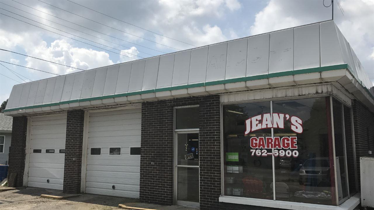 701 Main St - Photo 1