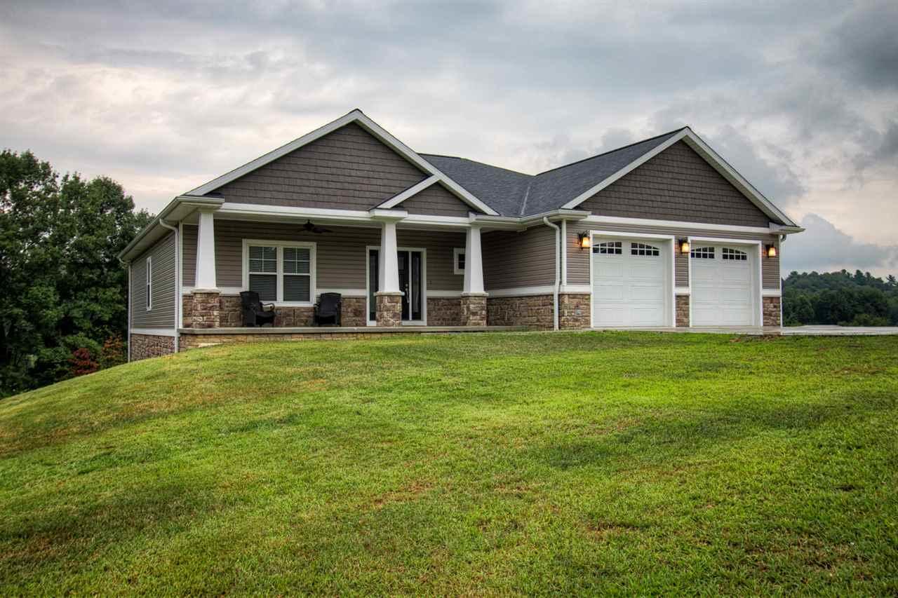 572 Prancer Drive - Photo 1