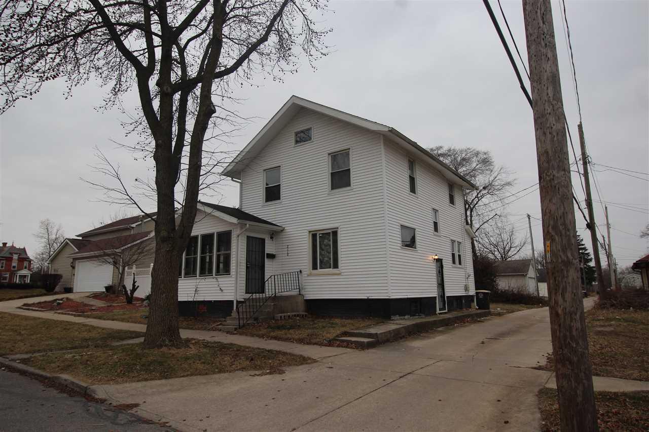 2118 Warsaw Street - Photo 1