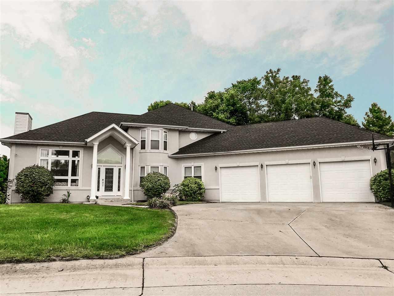 407 Kittiwake Court - Photo 1